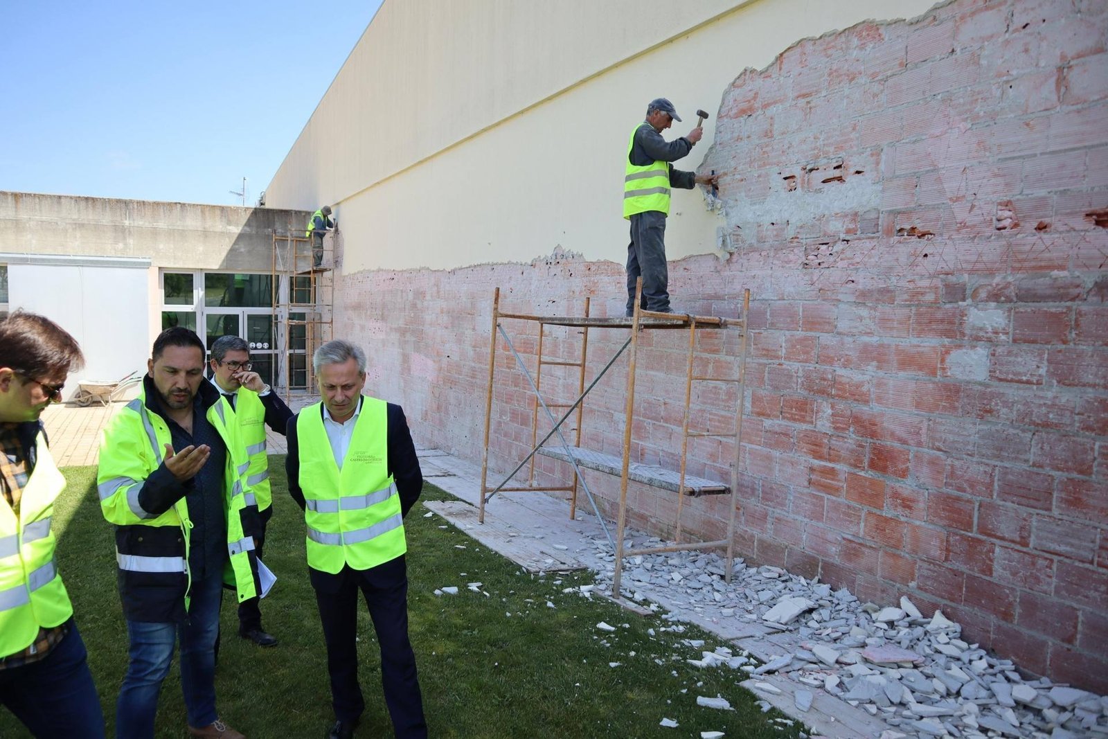 Camara Municipal de Figueira de Castelo Rodrigo ja iniciou as obras de reabilitacao do edificio das Piscinas Municipais cobertas 3 scaled