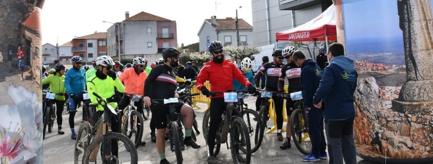 Btt Nos Trilhos Da Amendoeira Em Flor (15)